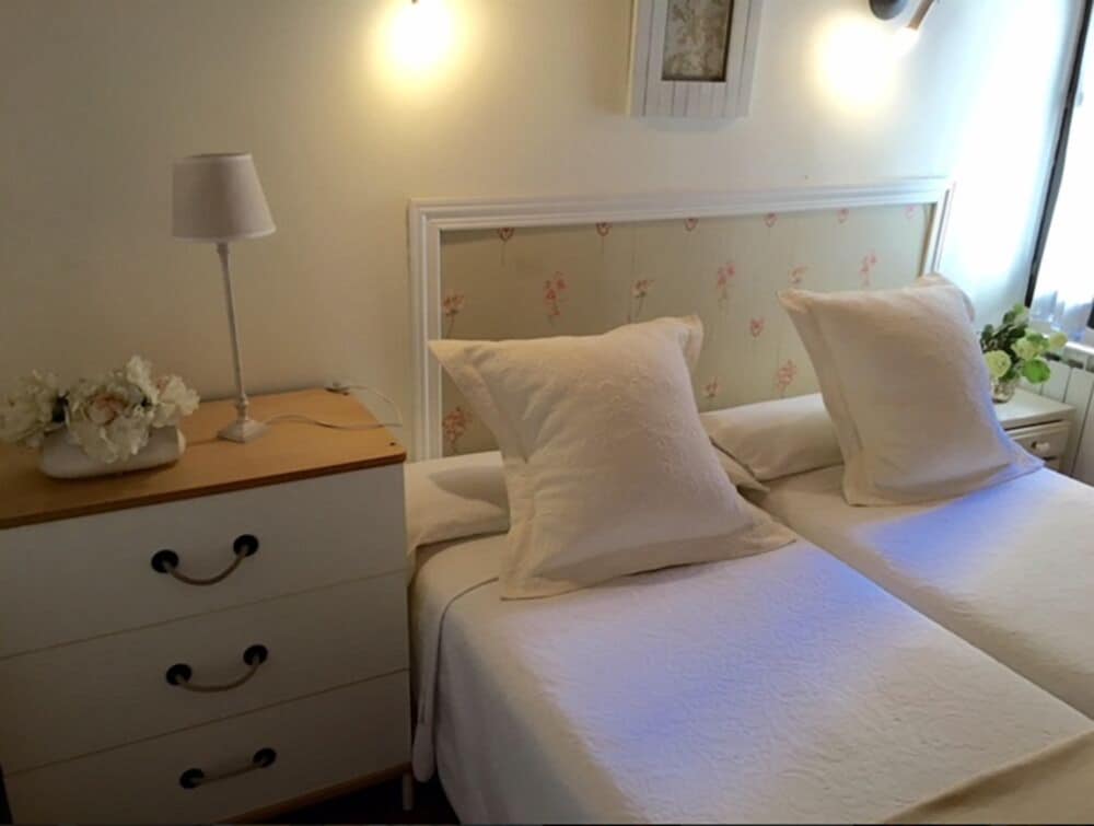 House, 3 Bedrooms photo 3