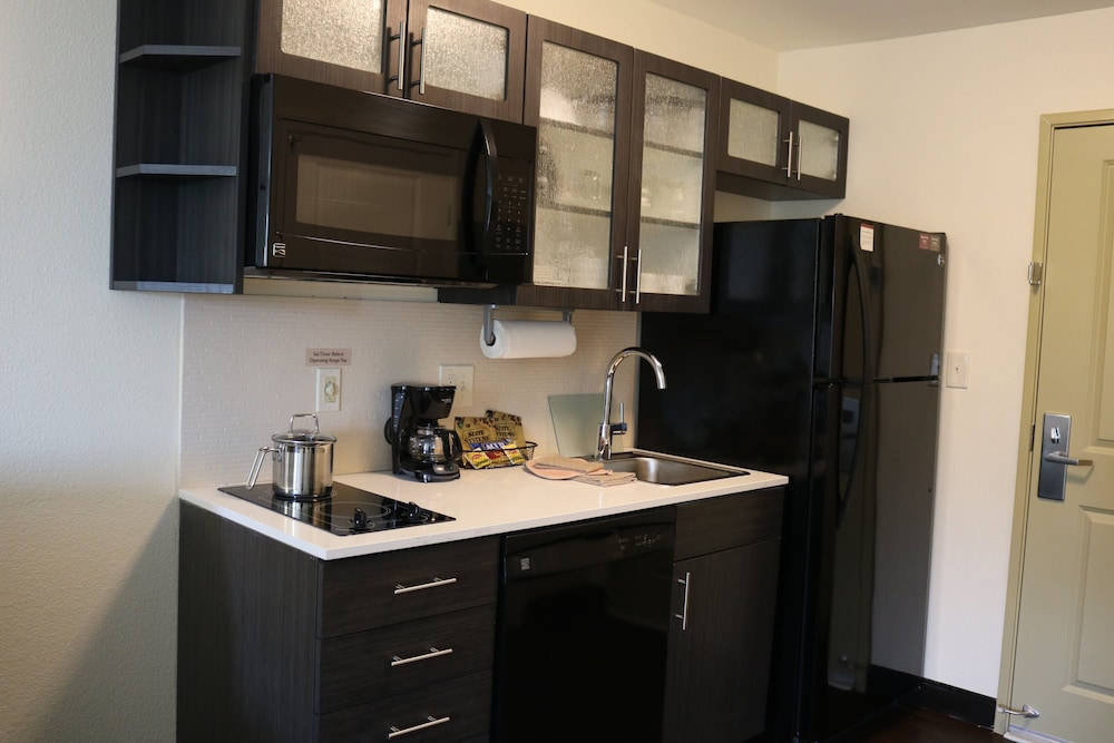 Suite, 1 King Bed, Accessible (Communications Accessible) photo 1