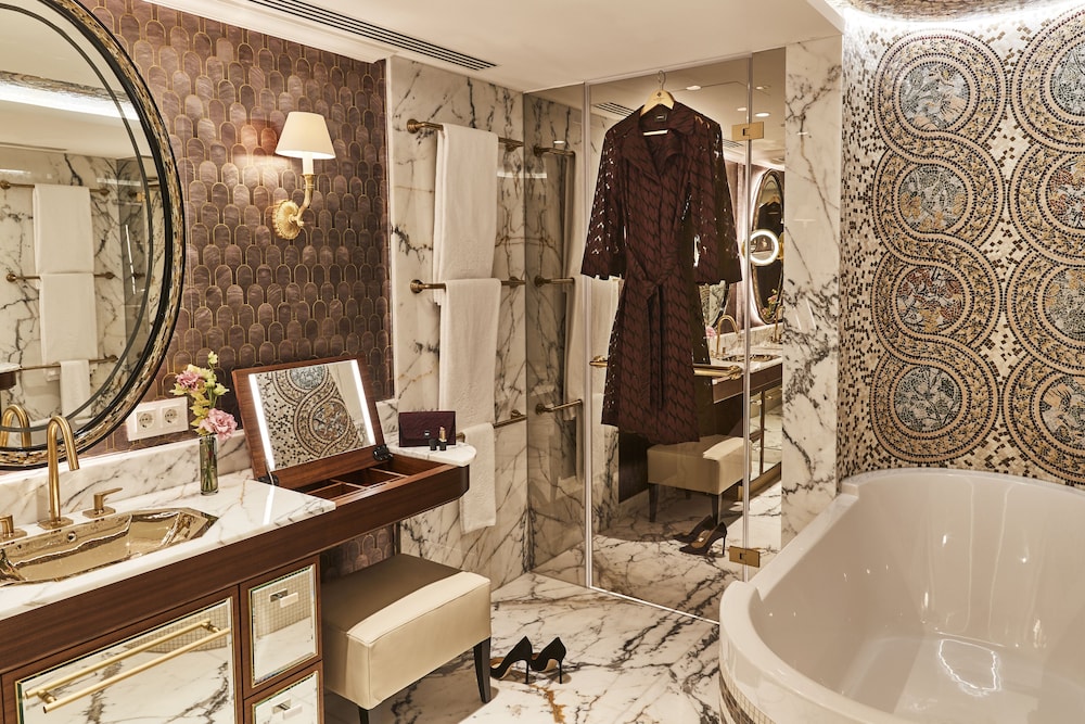 Presidential Suite (Maximilian)