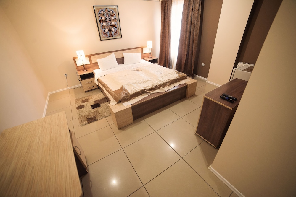 Junior Suite, Jetted Tub photo 1