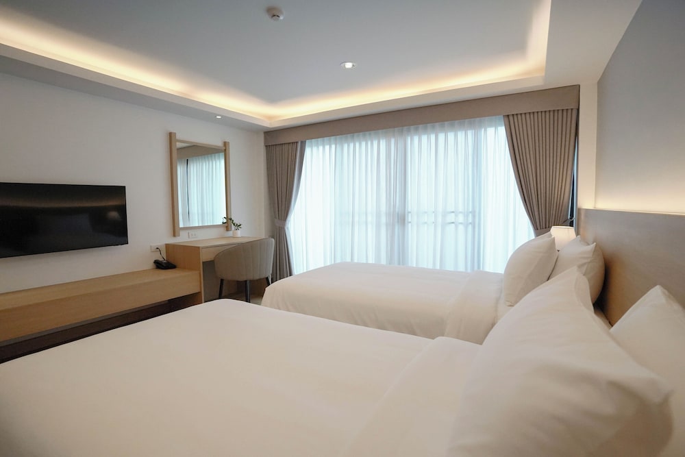 Deluxe Twin Room, Ocean View photo 2