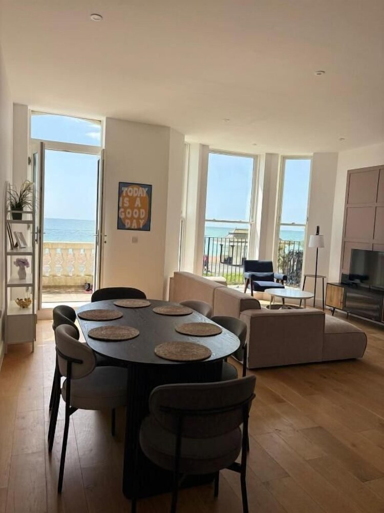 Luxury Apartment, Balcony, Sea View photo 1