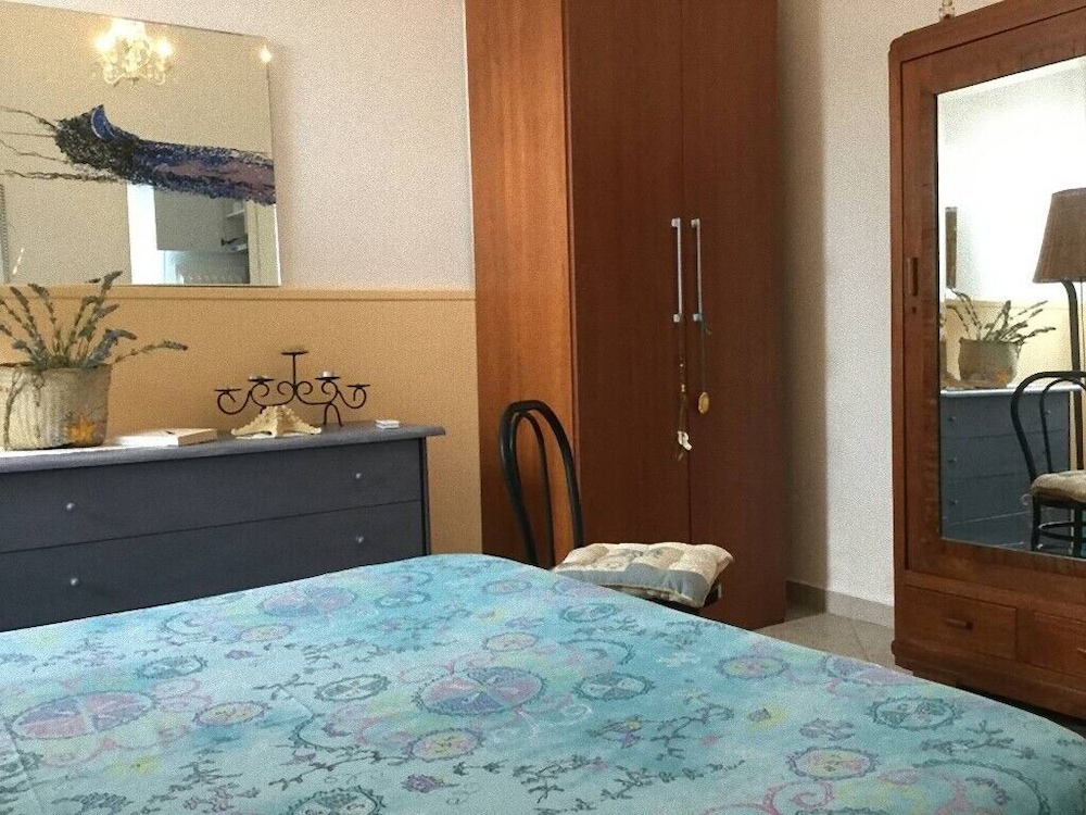 House, 1 Bedroom, Patio