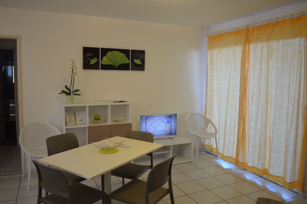 Standard Apartment, 2 Bedrooms photo 2