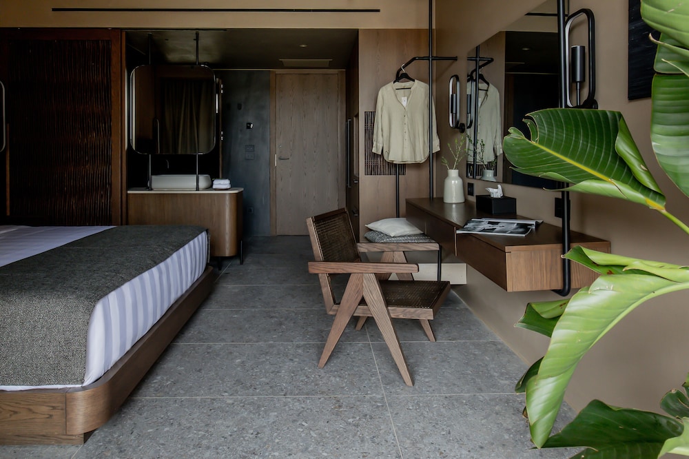 Breeze Double Deluxe with Private Pool