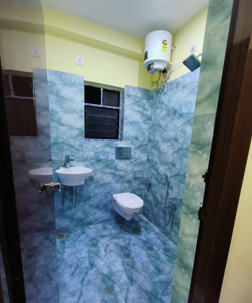 Executive Room - Photo 5
