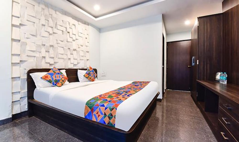 Executive Room photo 1