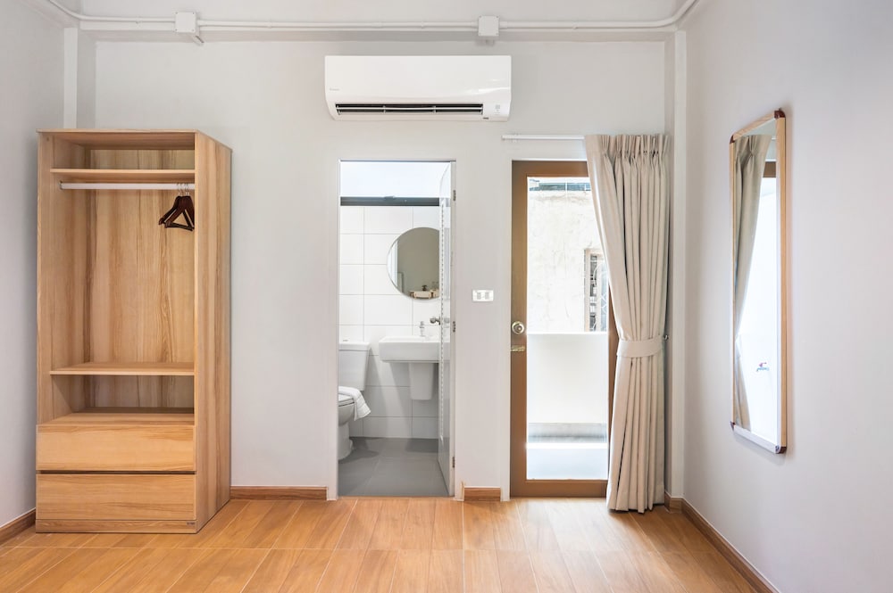 Deluxe Twin Room photo 2