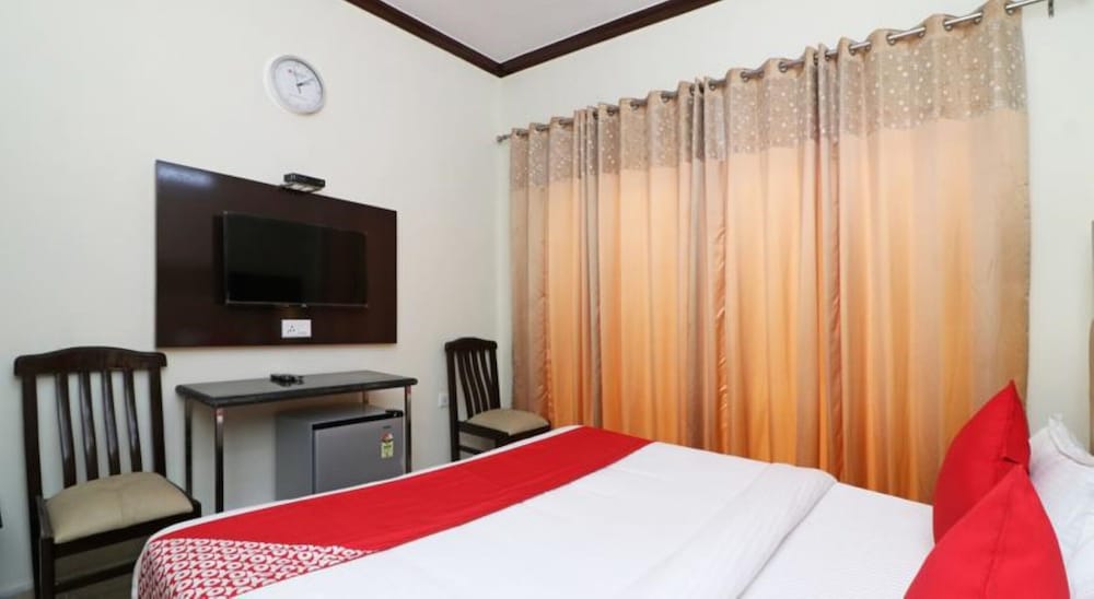 Deluxe Double Room, City View