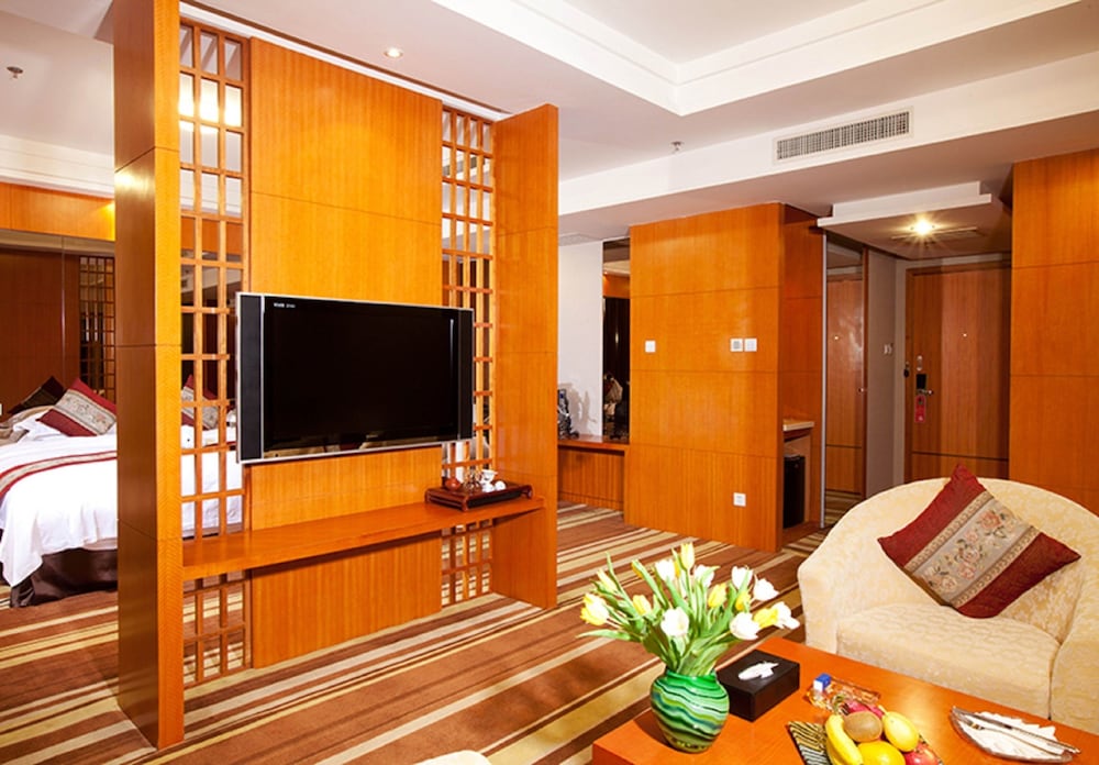 Suite, Beachfront photo 3
