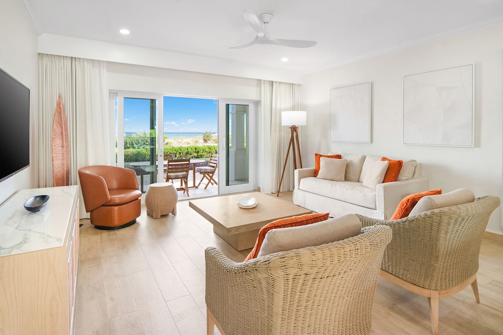 Deluxe Suite, 2 Bedrooms, Partial Ocean View (Recently Renovated) - Photo 3