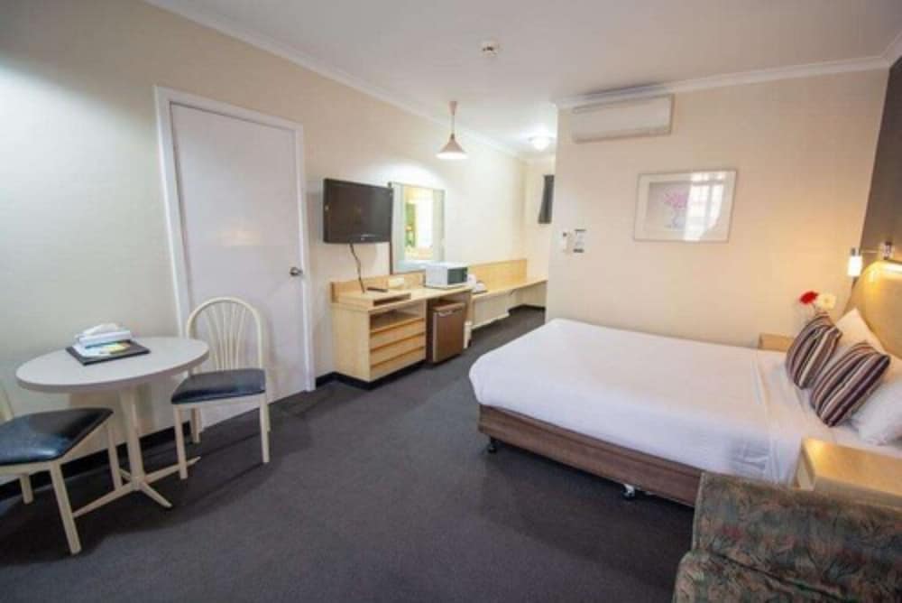 Standard Queen Room photo 1