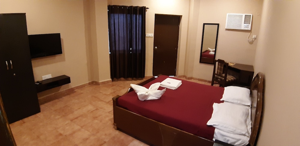 A/C Deluxe Room photo 1