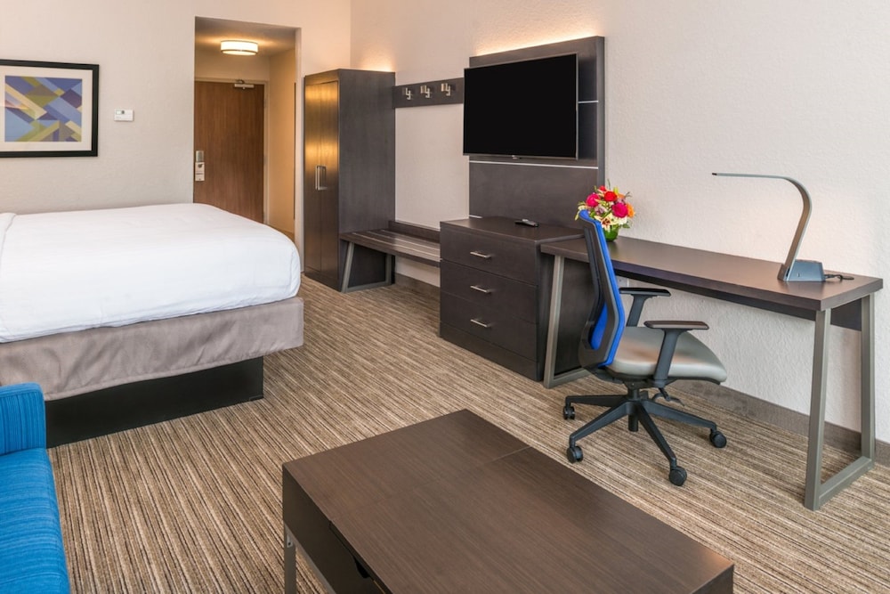Suite, 1 King Bed
