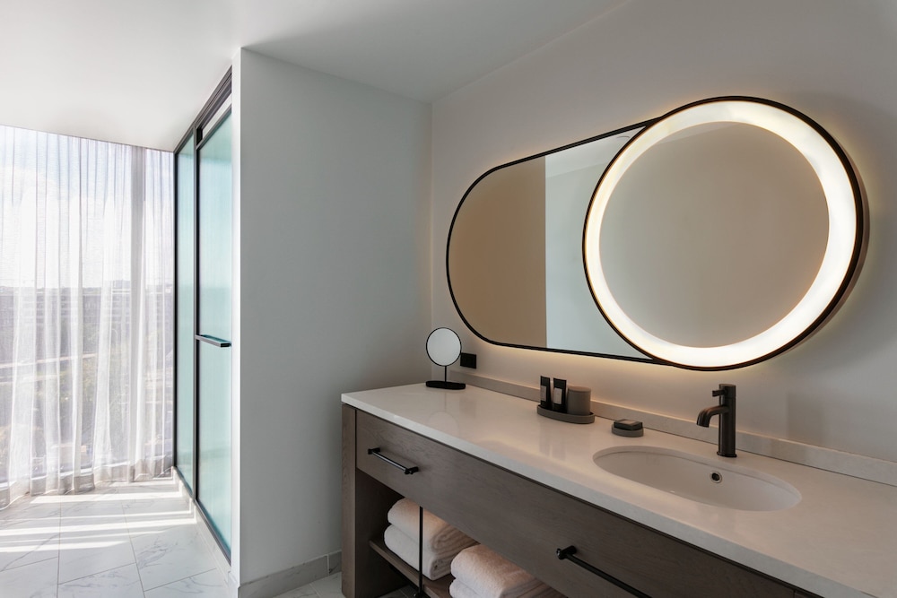 Premier Suite, 1 Bedroom, City View - Photo 5