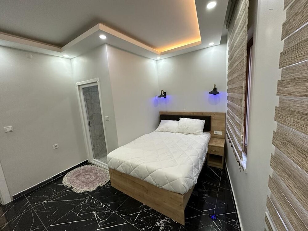 Comfort Room, 1 Queen Bed photo 1