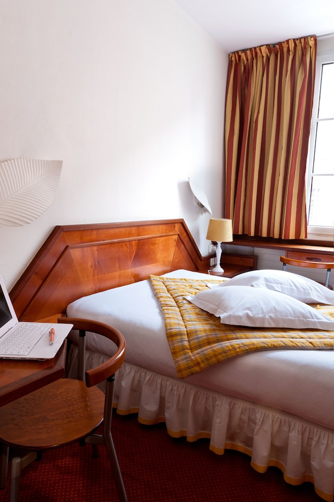 Cozy Room View photo 1