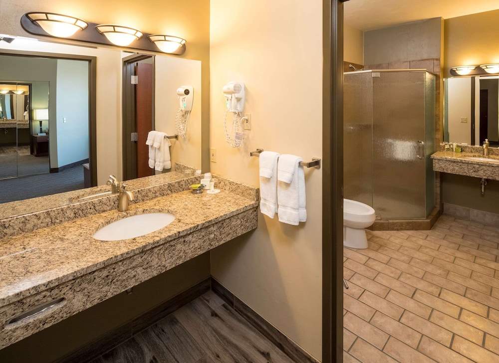 Suite, Non Smoking - Photo 5
