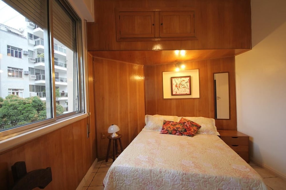 Apartment (1 Bedroom)