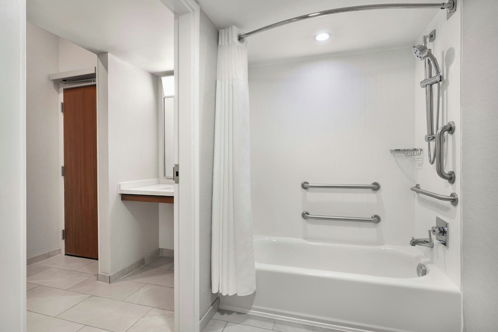 Room, 1 King Bed with Sofa bed (Mobility Accessible, Roll-In Shower) - Photo 6