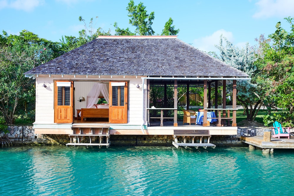 Cottage, 1 King Bed (Lagoon) - Photo 3