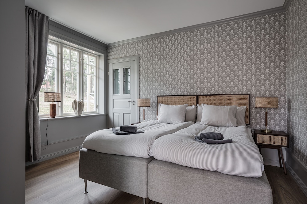 Luxury Villa photo 2