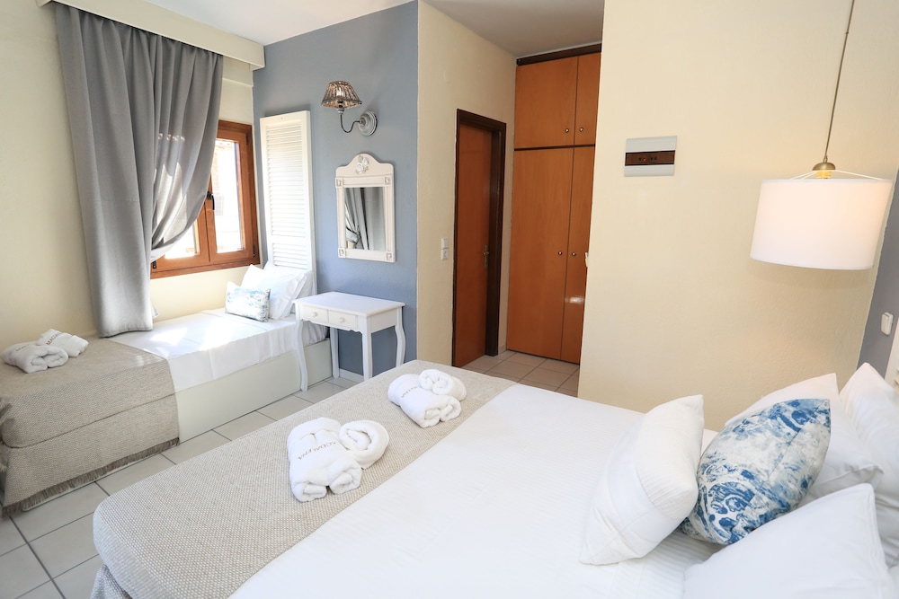Triple Room photo 2