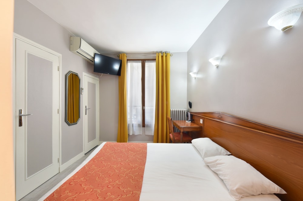 Standard Double Room photo 2
