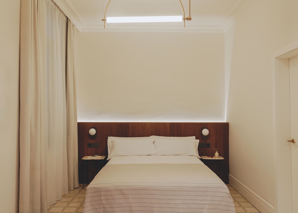 Basic Double Room (TERRATS)