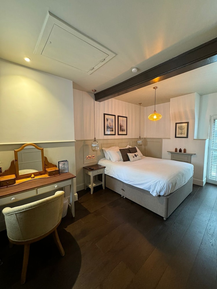 Double Room (Room 9 Stable Block) photo 3