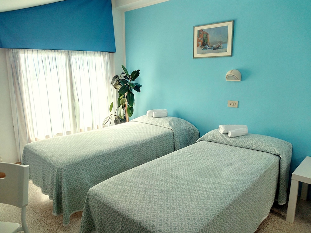 Classic Double Room photo 2