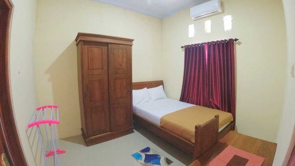 Family House photo 1
