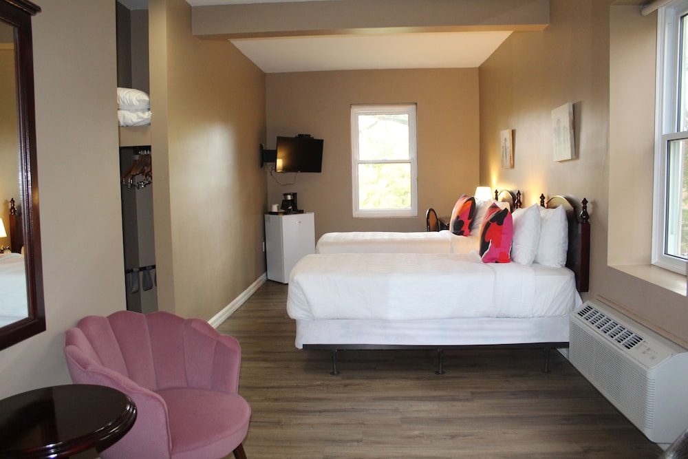 Deluxe Twin Room, 2 Twin Beds, Non Smoking, Garden View photo 1