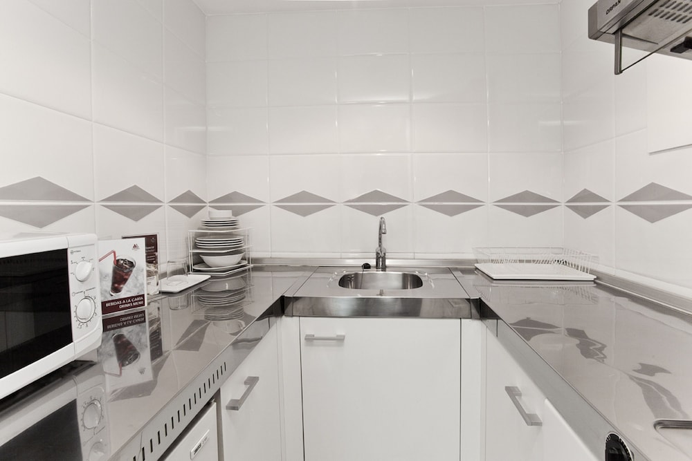 Aparthotel Atenea Barcelona — photo 93