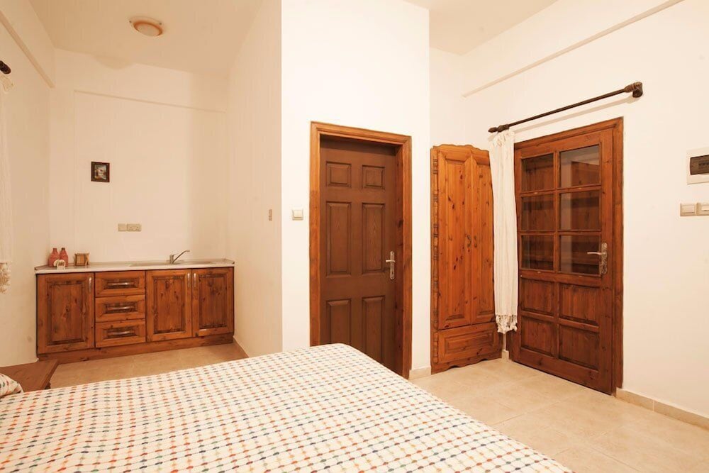 Standard Double Room, Multiple Beds, Bay View photo 2