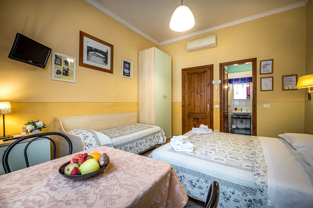 Triple Room photo 3