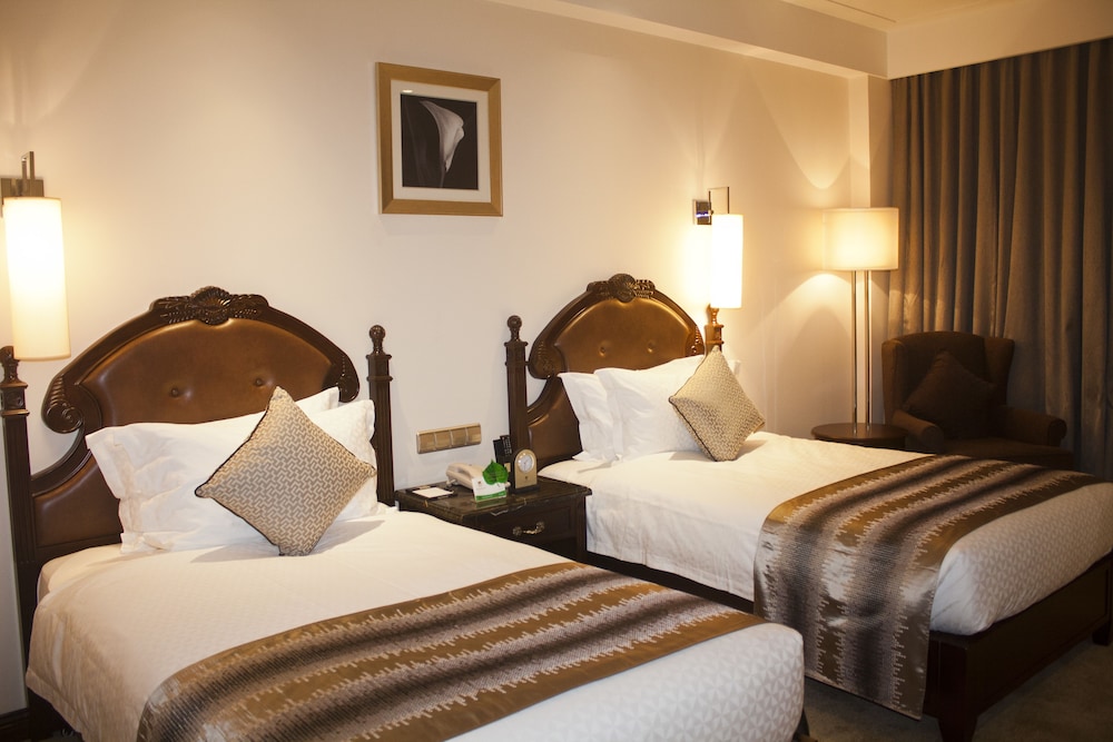 Superior Twin Room photo 3