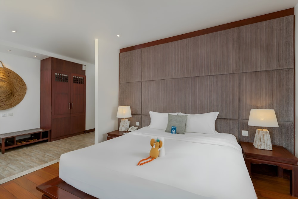 Deluxe Double or Twin Room, Beachfront - Photo 3