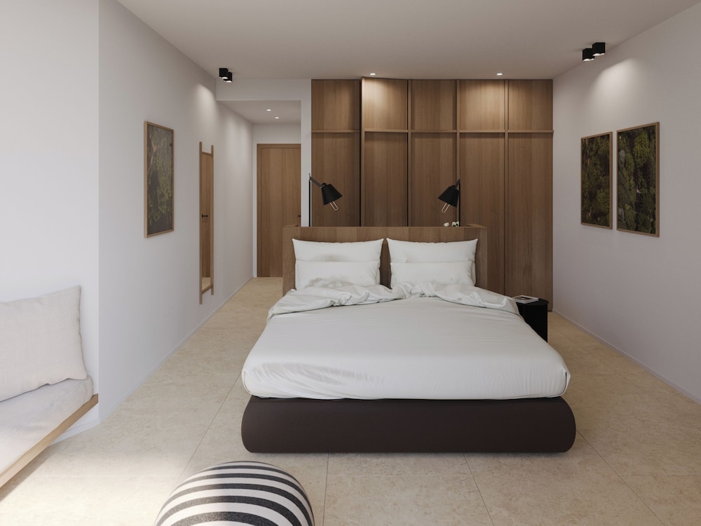 Double Room, 1 Bedroom, Balcony, Garden View - Photo 1