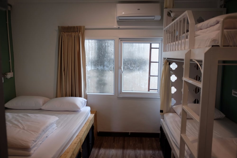 Double or Twin Room with Private Bathroom photo 1