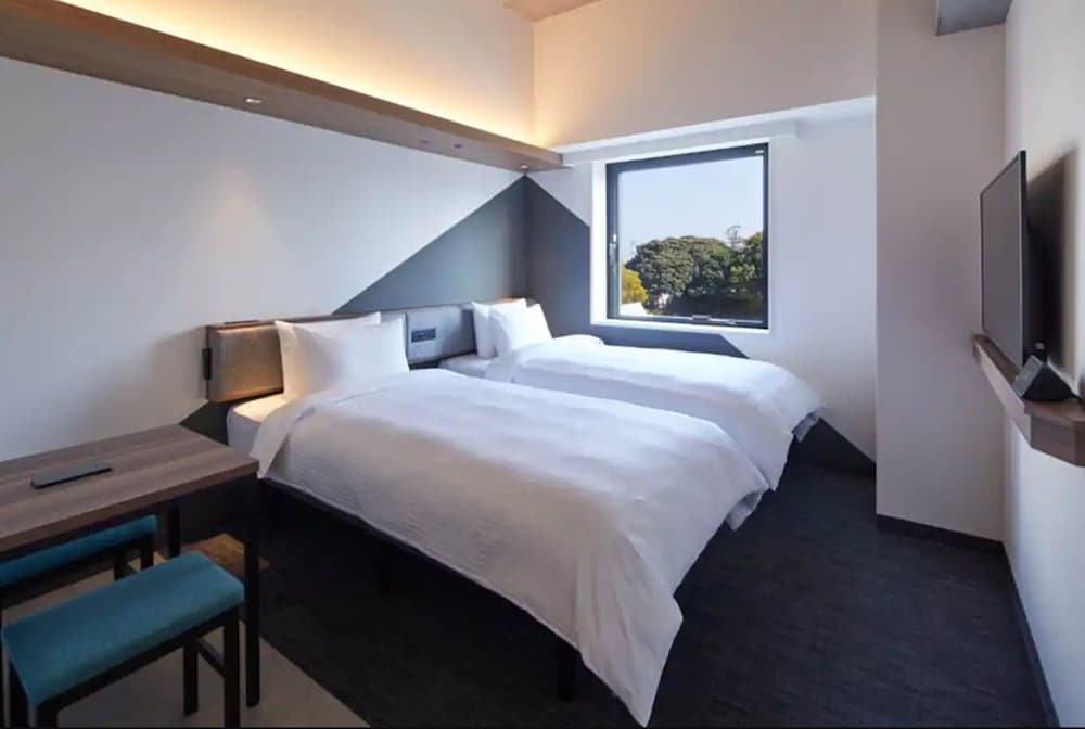 Standard Twin Room, Non Smoking - Photo 1