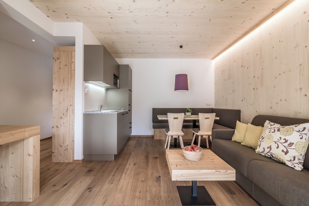 Superior Apartment, 1 Bedroom, City View, Garden Area photo 3