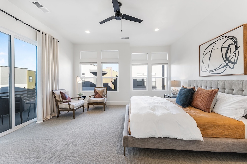 Townhome, 4 Bedrooms