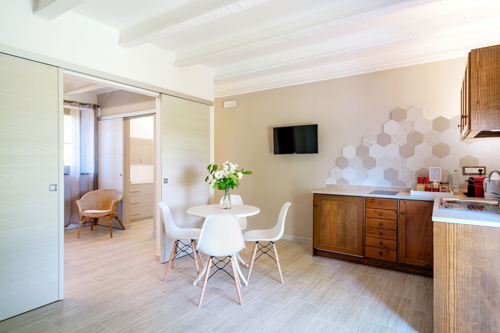 Comfort Suite photo 2