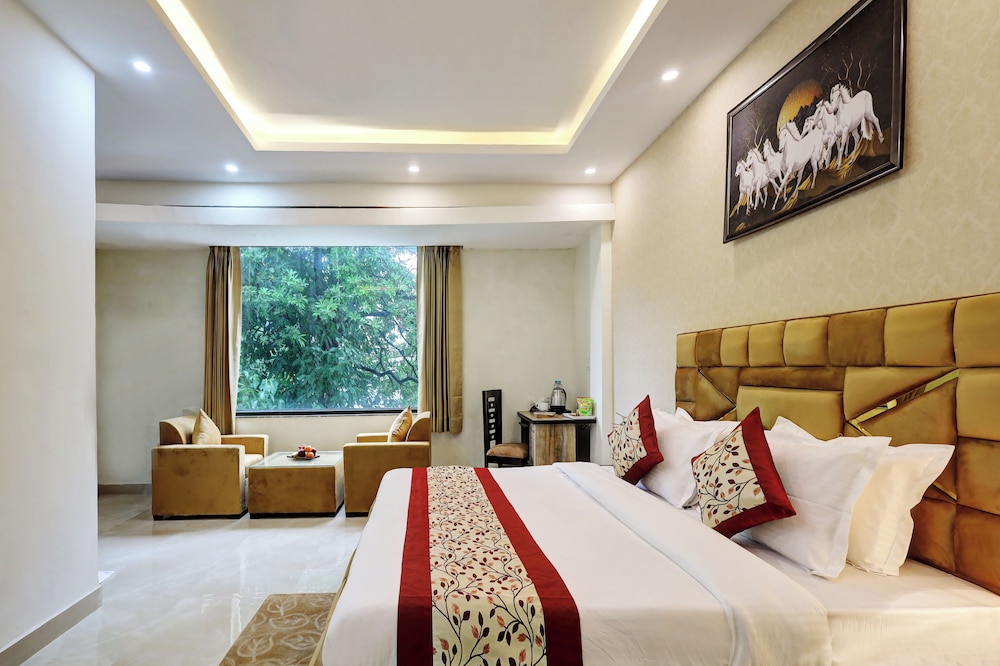 Deluxe Room - Photo 4
