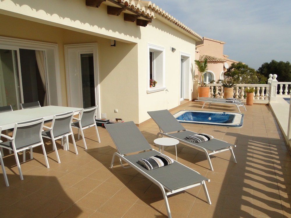 Villa, 4 Bedrooms, Private Pool, Sea View photo 3