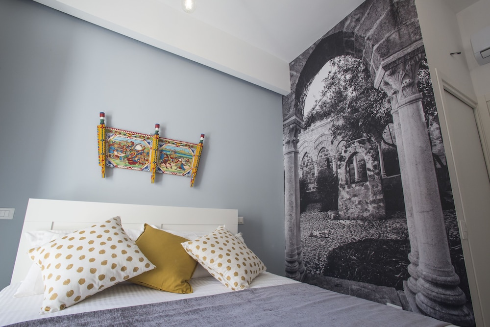 Deluxe Double Room, City View