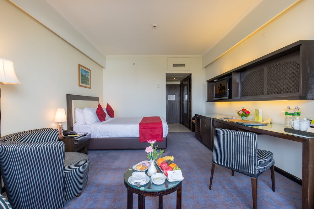 Deluxe Room, 1 Bedroom, Mountain View photo 3