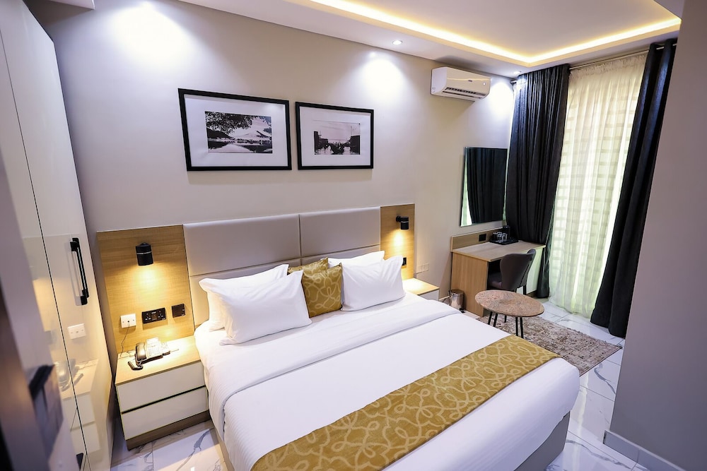 Executive Room