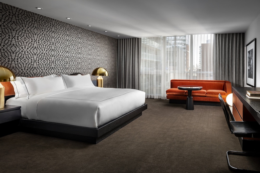 The Yves, Accessible Guest Room, 1 King, Urban View